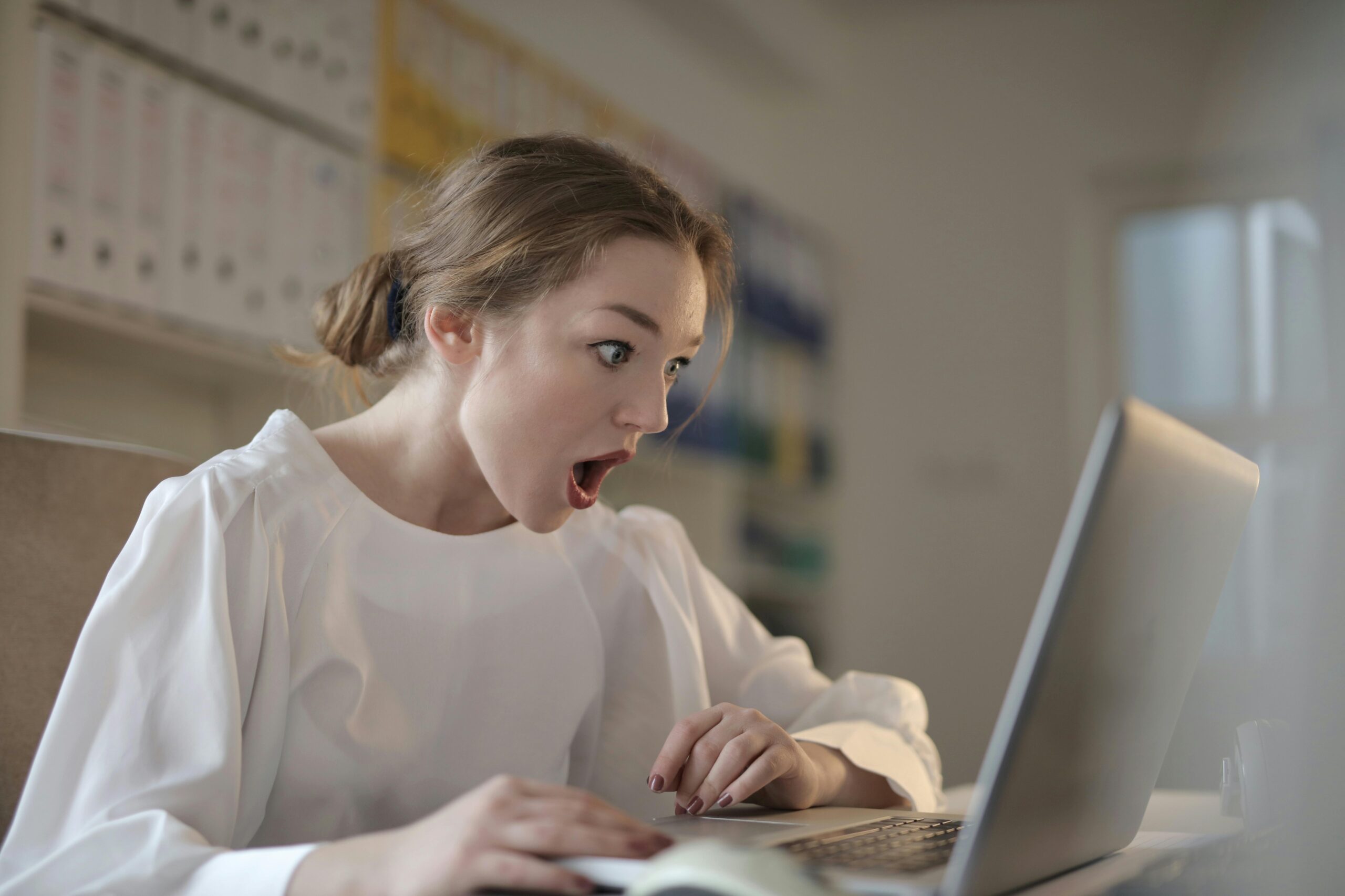 Shocked woman | Source: Pexels