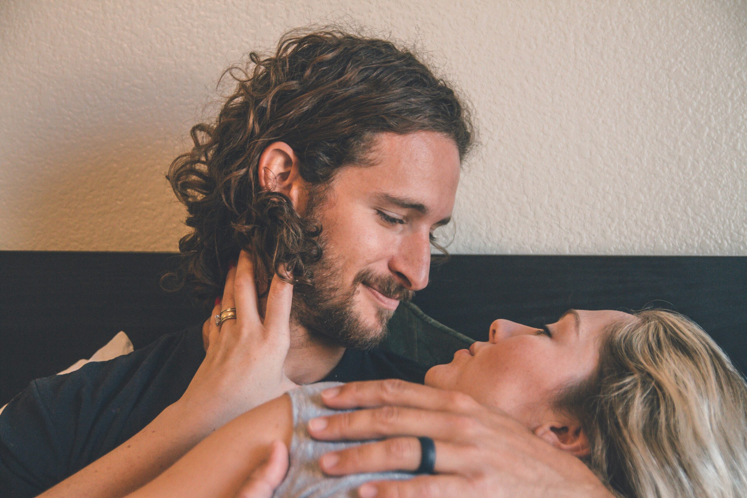 My Wife Became a Surrogate without My Knowledge – The Truth behind It Shattered Our Family