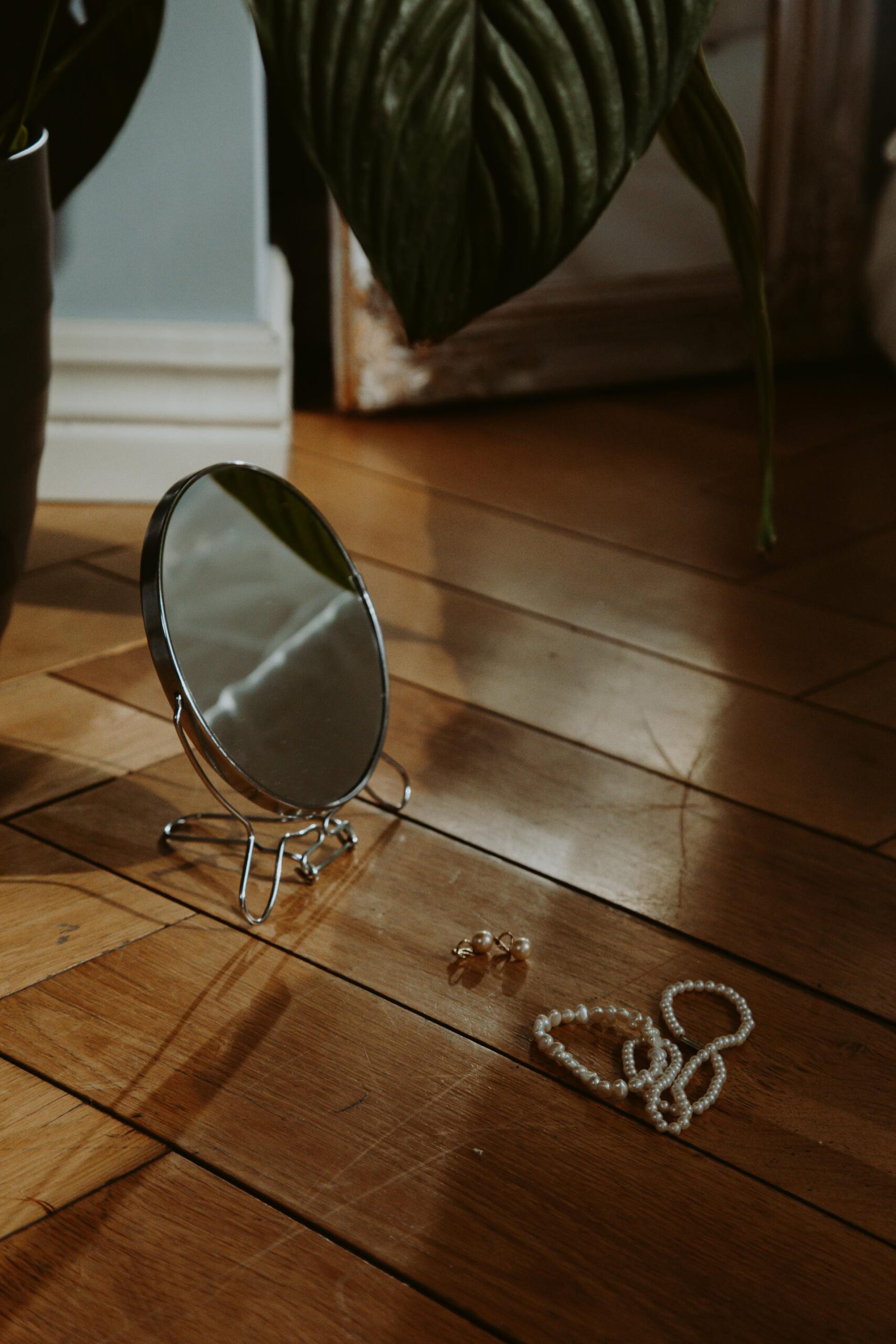 Stepbrothers Destroyed My Family Heirlooms – Am I Justified in My Revenge?