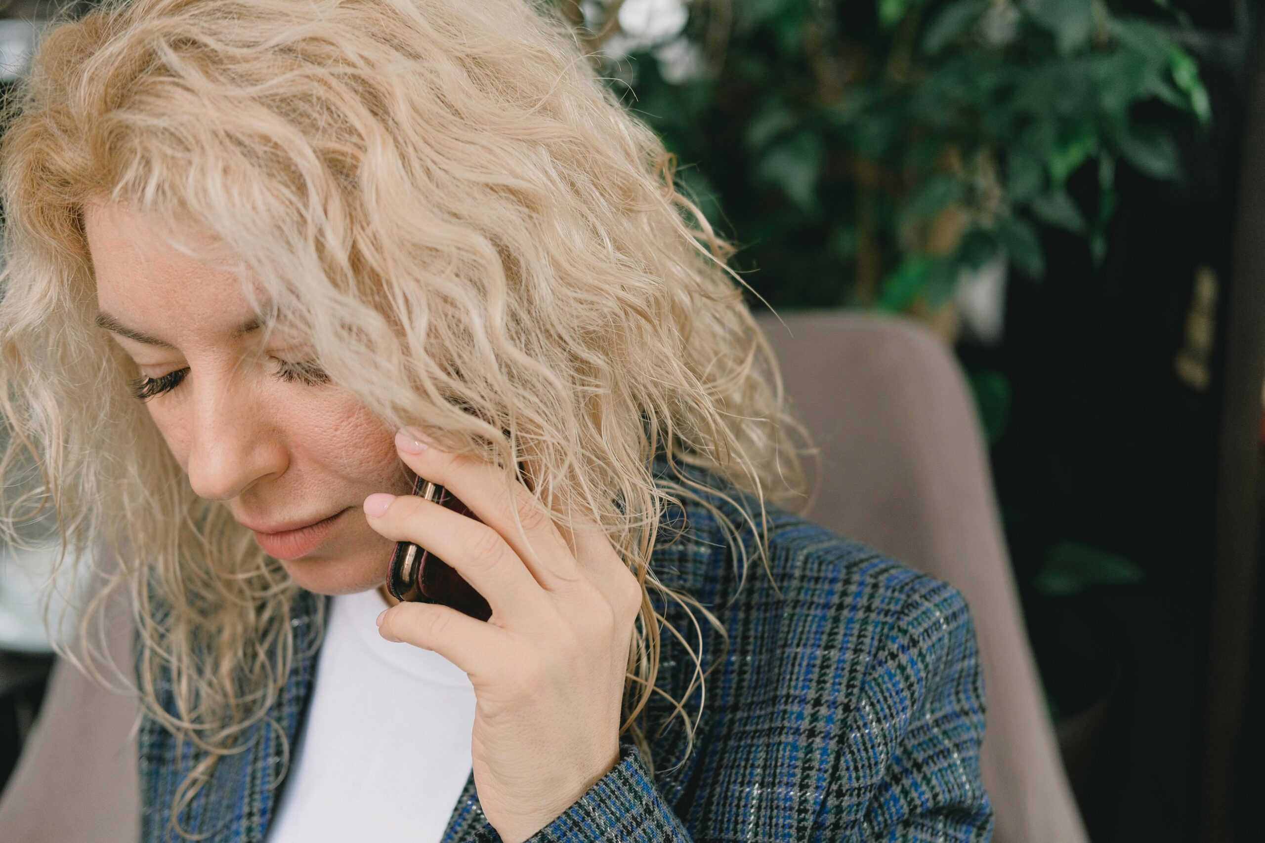 I Left My Husband after He Used Me as a Cook and Nanny for His Kids – 15 Years Later, His Daughter Brought Me to Tears