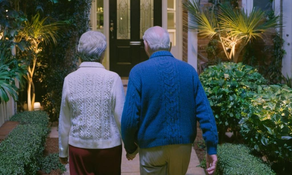 My Granddaughter Kicked Me Out Because I Got Married at 80 – I Couldn’t Take the Disrespect & Taught Her a Lesson