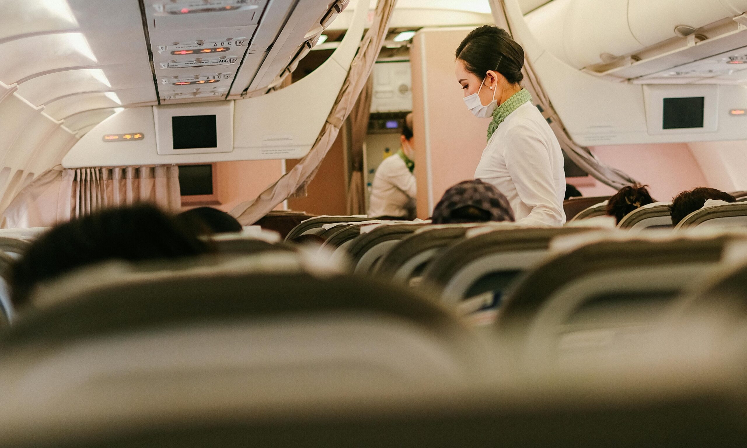 A Man Next to Me on the Plane Planned to Cheat on His Wife – I Devised a Plan to Expose Him