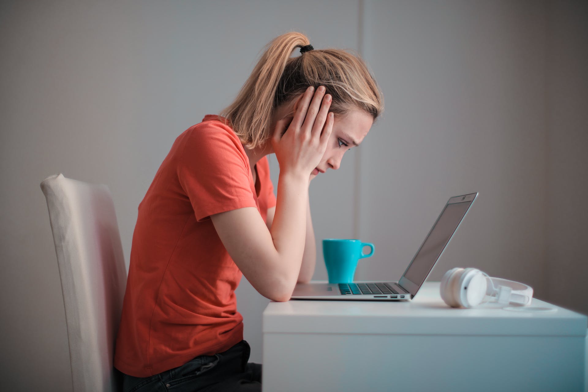 My Cousin Posts about Her 'Success' While Owing Me $5,000 – I Wanted to Teach Her a Lesson, But Karma Did It Better