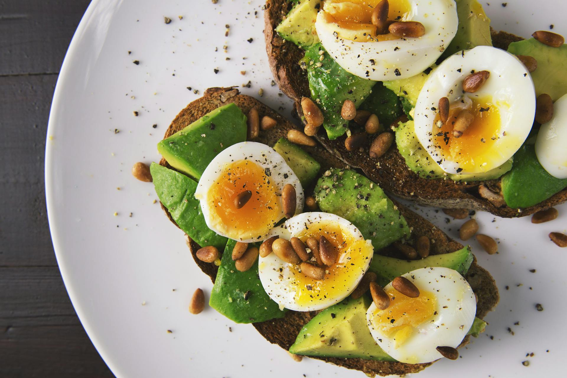 Breakfast on a plate | Source: Pexels