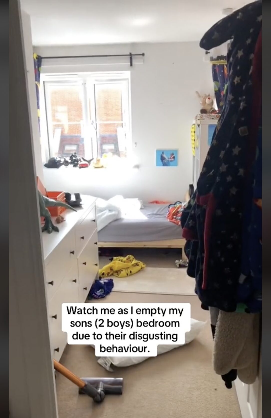 Mom's Fed up with Sons' Disgusting Behavior – Her Tough Lesson Leaves People Divided