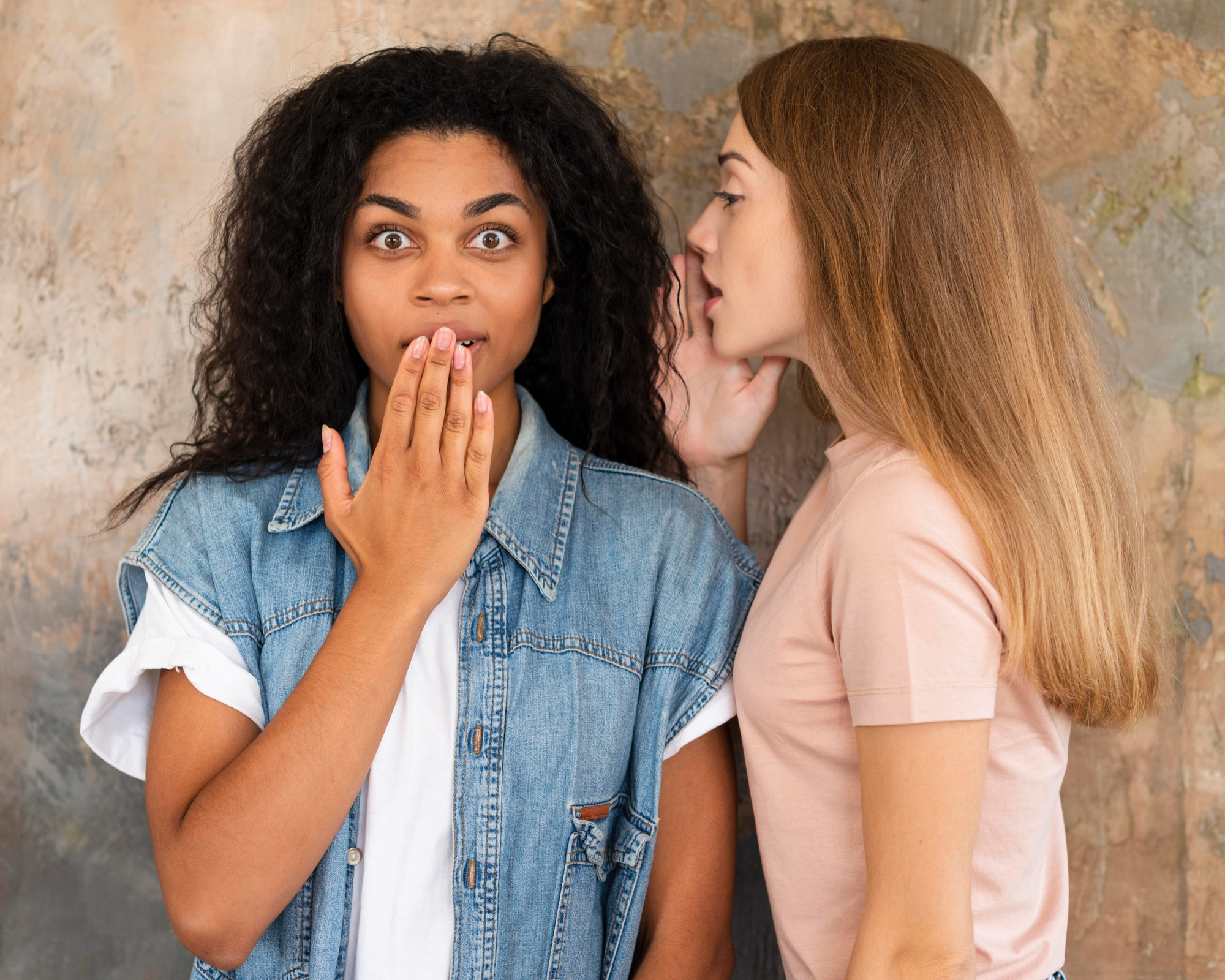 Police Officer Blocks My Driveway While Speaking to a Blonde – I Taught Him a Proper Lesson