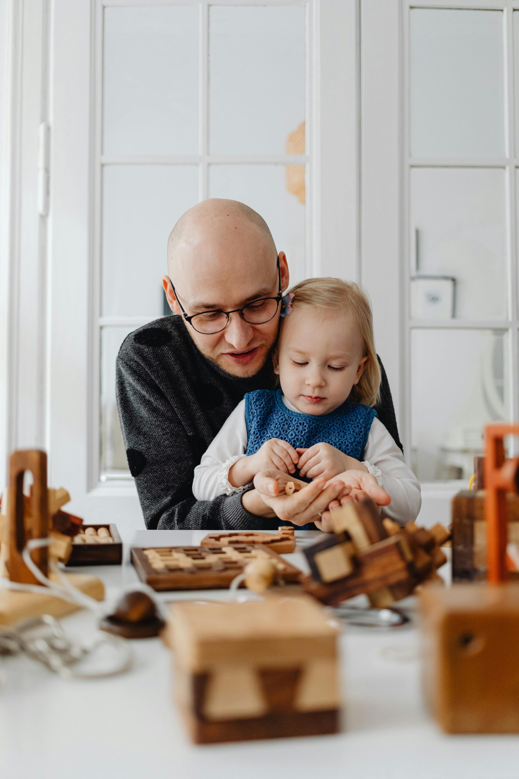 My 5-Year-Old Niece Drew a Strange Picture – I Thought She Revealed a Huge Secret, but the Reality Made Our Whole Family Cry