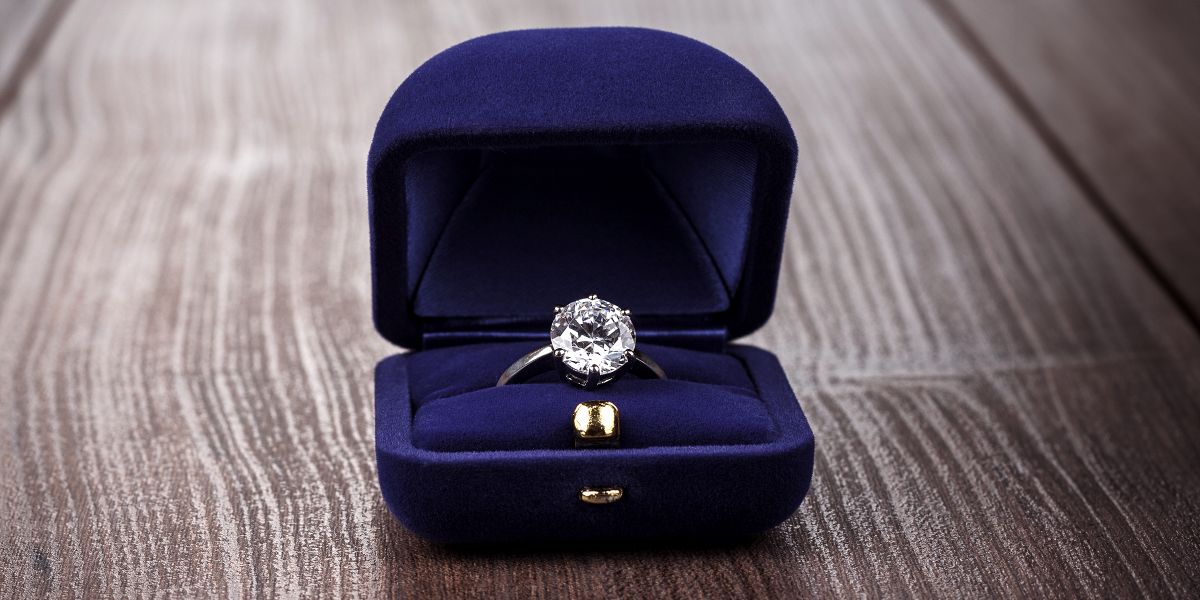 Stolen Engagement Ring Turns to Unexpected Gratitude