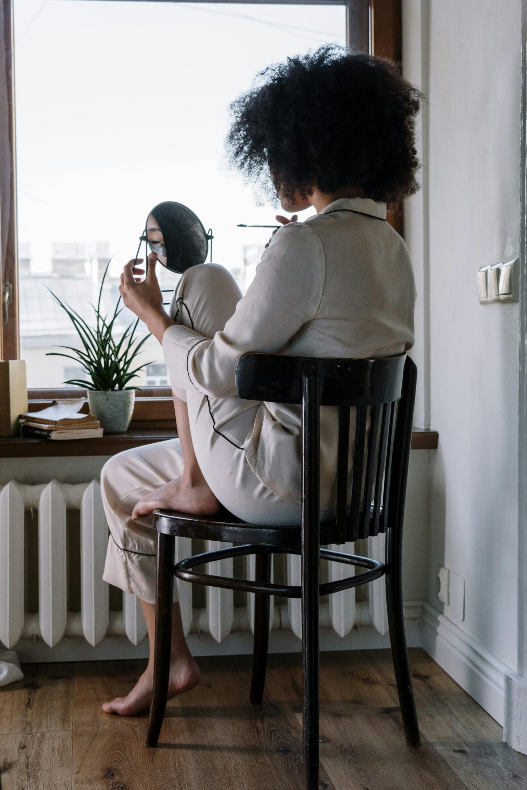 I Left My Husband after He Used Me as a Cook and Nanny for His Kids – 15 Years Later, His Daughter Brought Me to Tears
