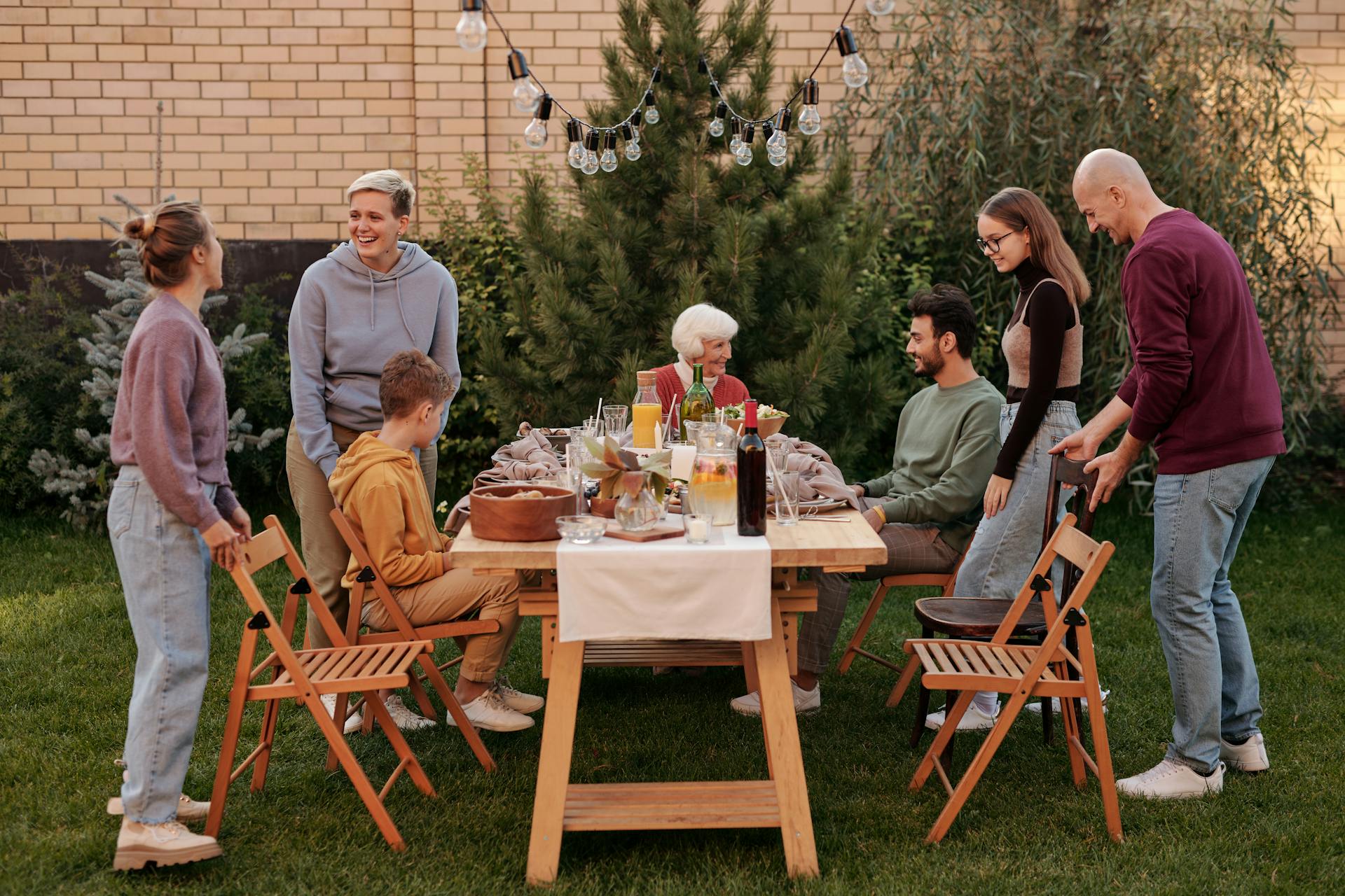 A family dinner | Source: Pexels