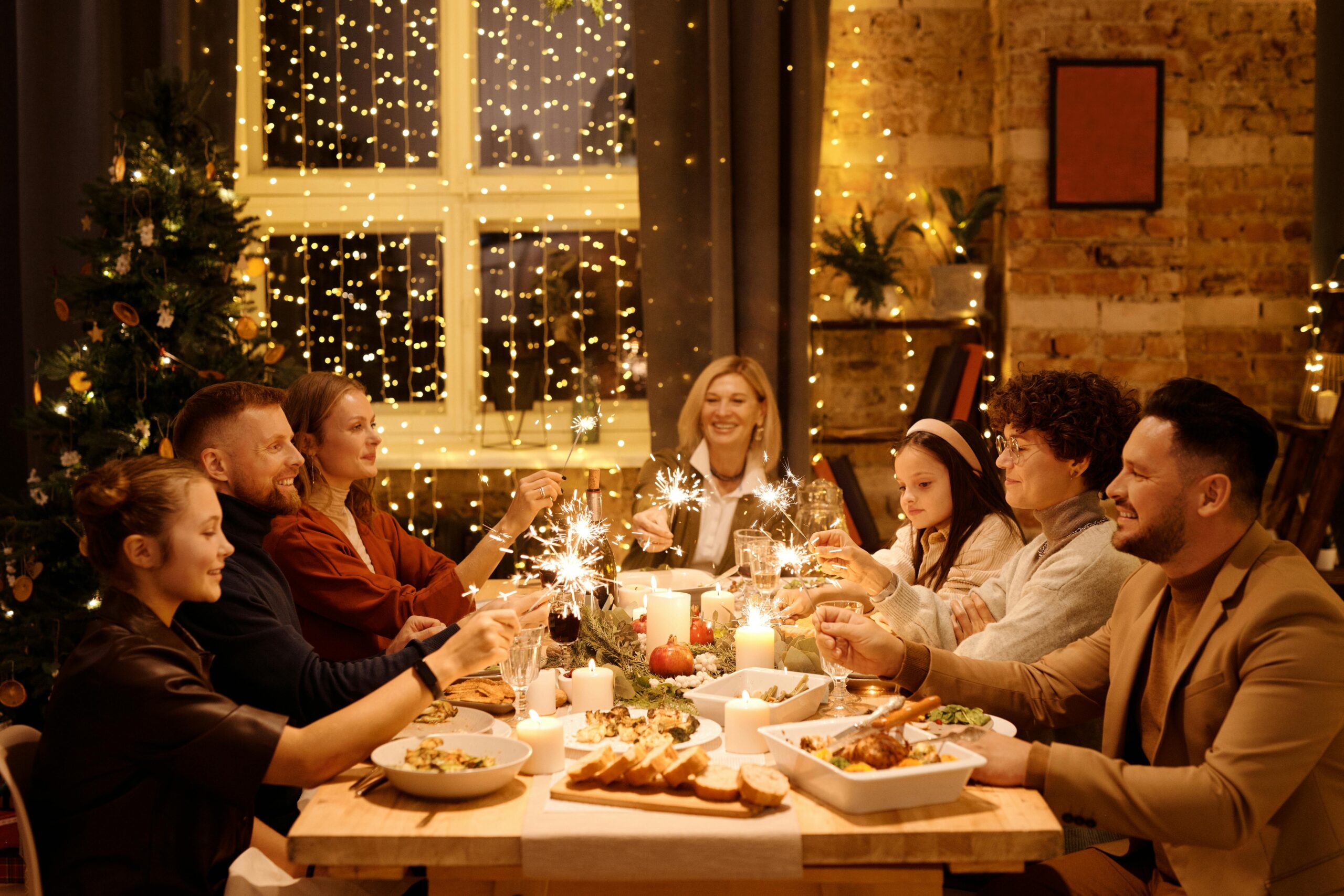 Family get-together | Source: Pexels