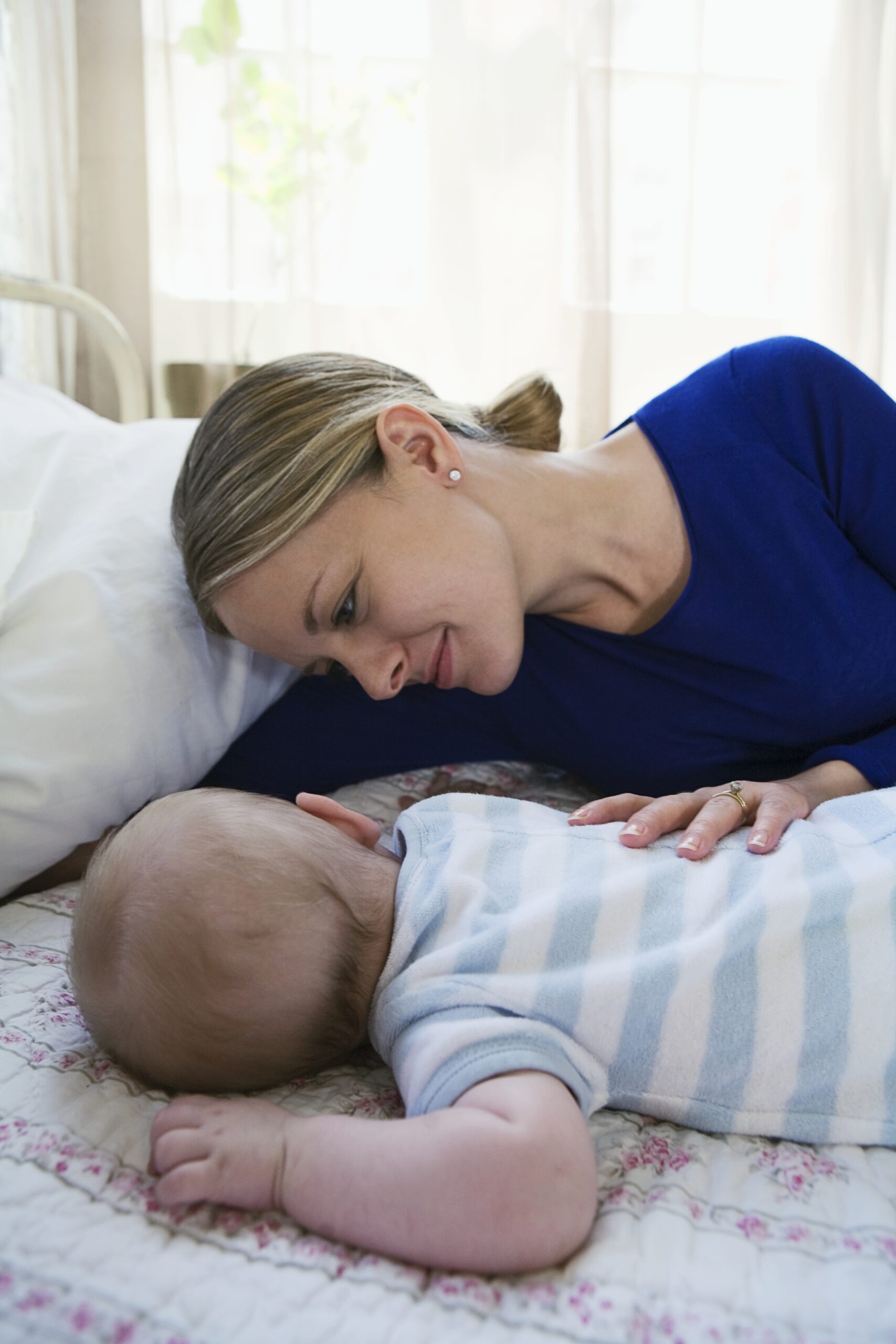I Fainted during a Family Gathering Because My Husband Won't Help with Our Newborn to Let Me Sleep