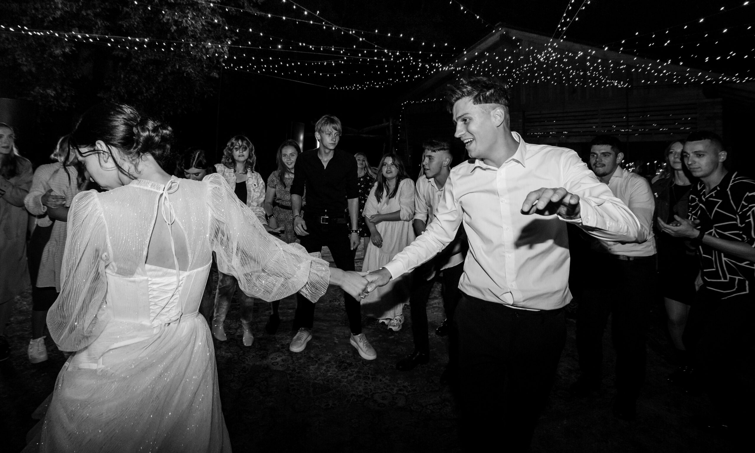 Bride Demands Her Bridesmaids Pay for Their Dresses She Bought for the Ceremony, but Karma Immediately Strikes Back