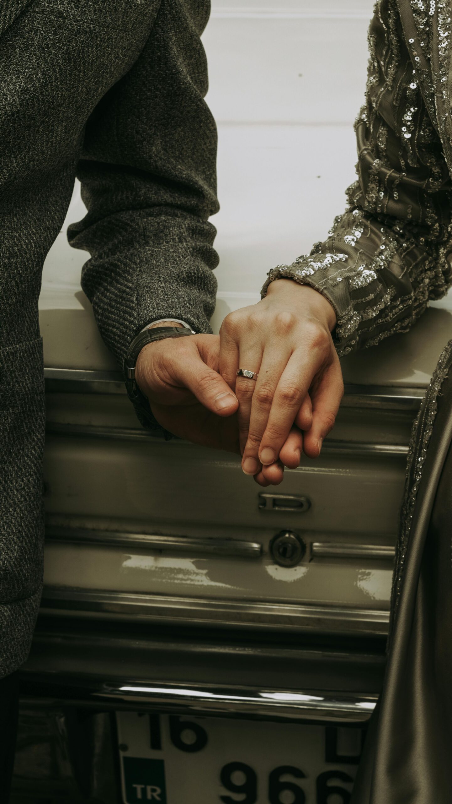 I Asked My Best Friend to Pretend We're a Couple in Front of My Parents, Now We Are Engaged — Story of the Day