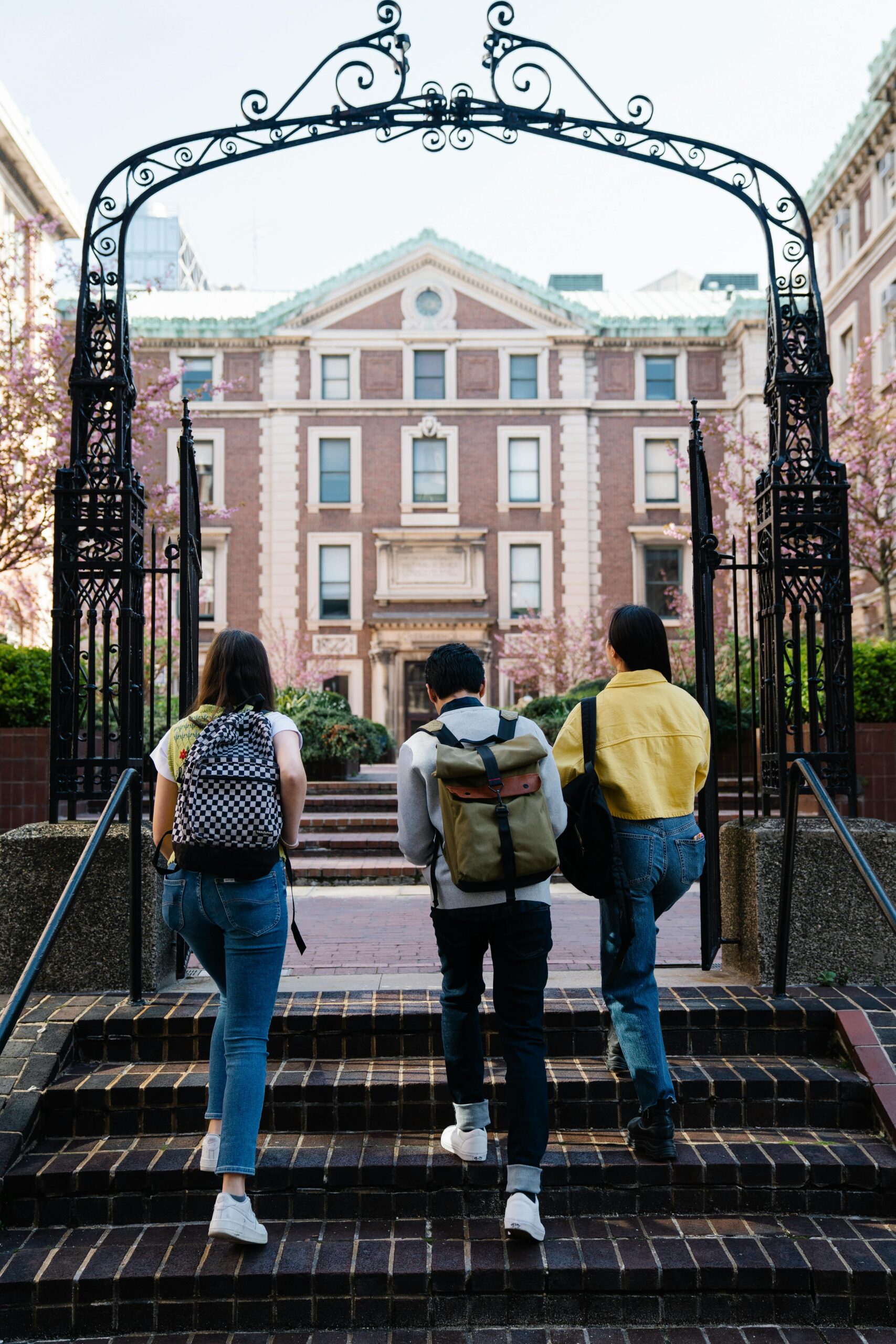 My Parents Left Me Alone at My Graduation — When I Found out Their Reason, I Decided to Leave Them