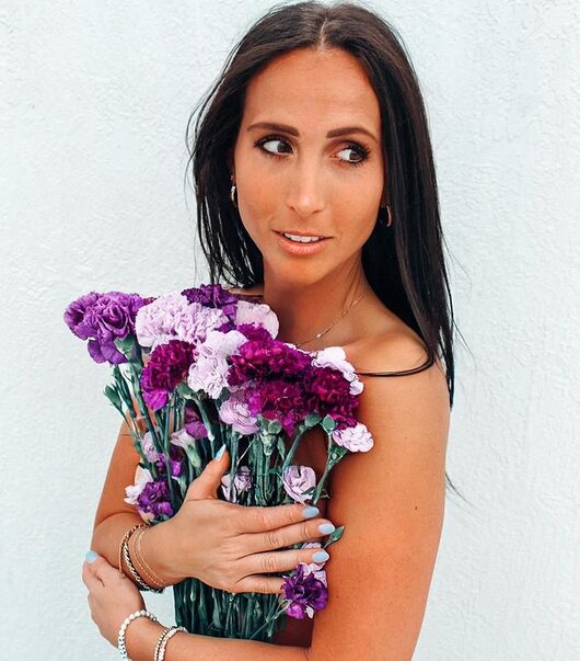 33-Year-Old Virgin Shares 12 Rules Men Must Follow to Sleep with Her