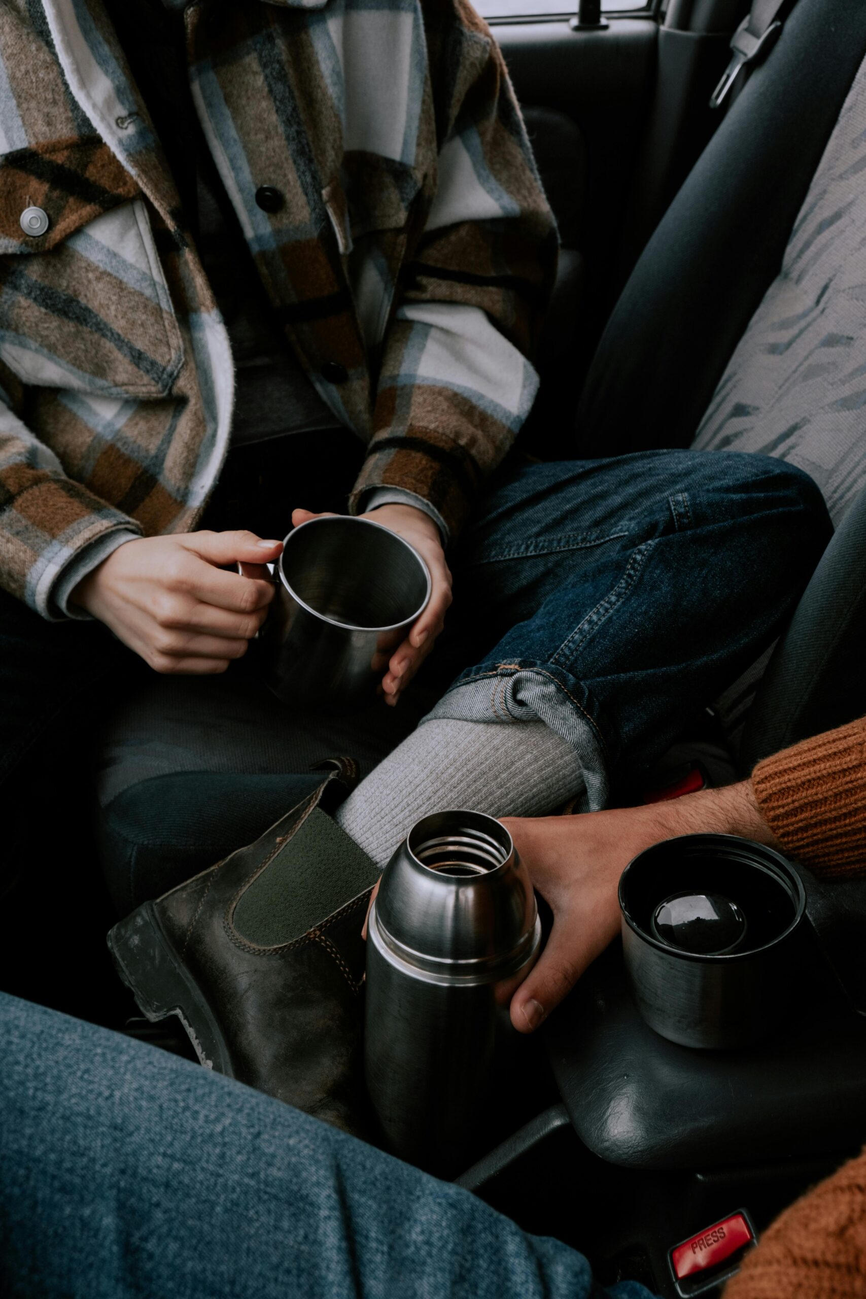 I Asked My Best Friend to Pretend We're a Couple in Front of My Parents, Now We Are Engaged — Story of the Day