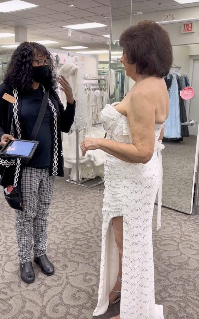 80-Year-Old Bride Wows People in Wedding Dress before Marrying 60-Year-Old Fiancé – Her Look Shocks Everyone