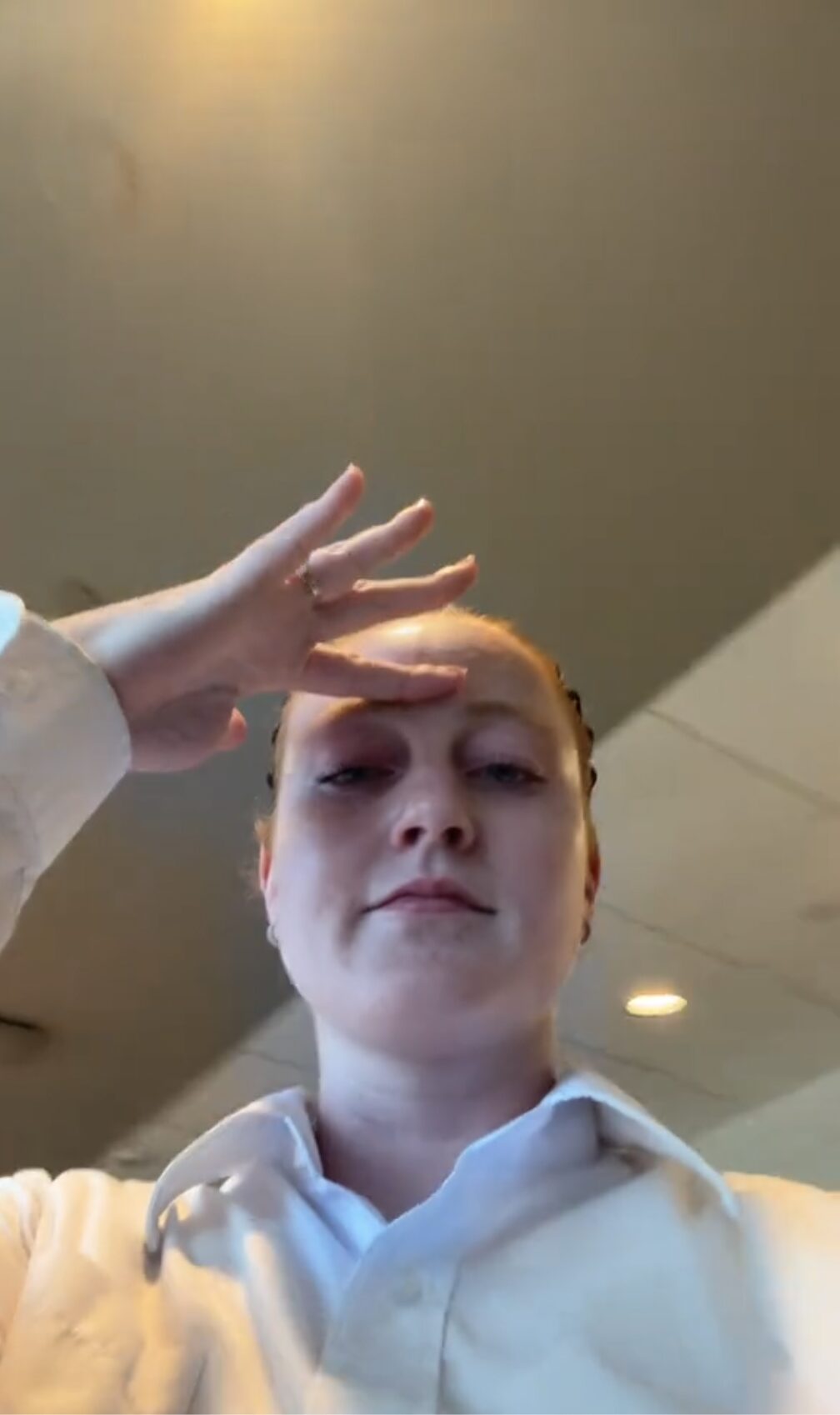 Mom of 4 Faces Police in Her Home after Her Videos Go Viral — People Rally in Her Defense